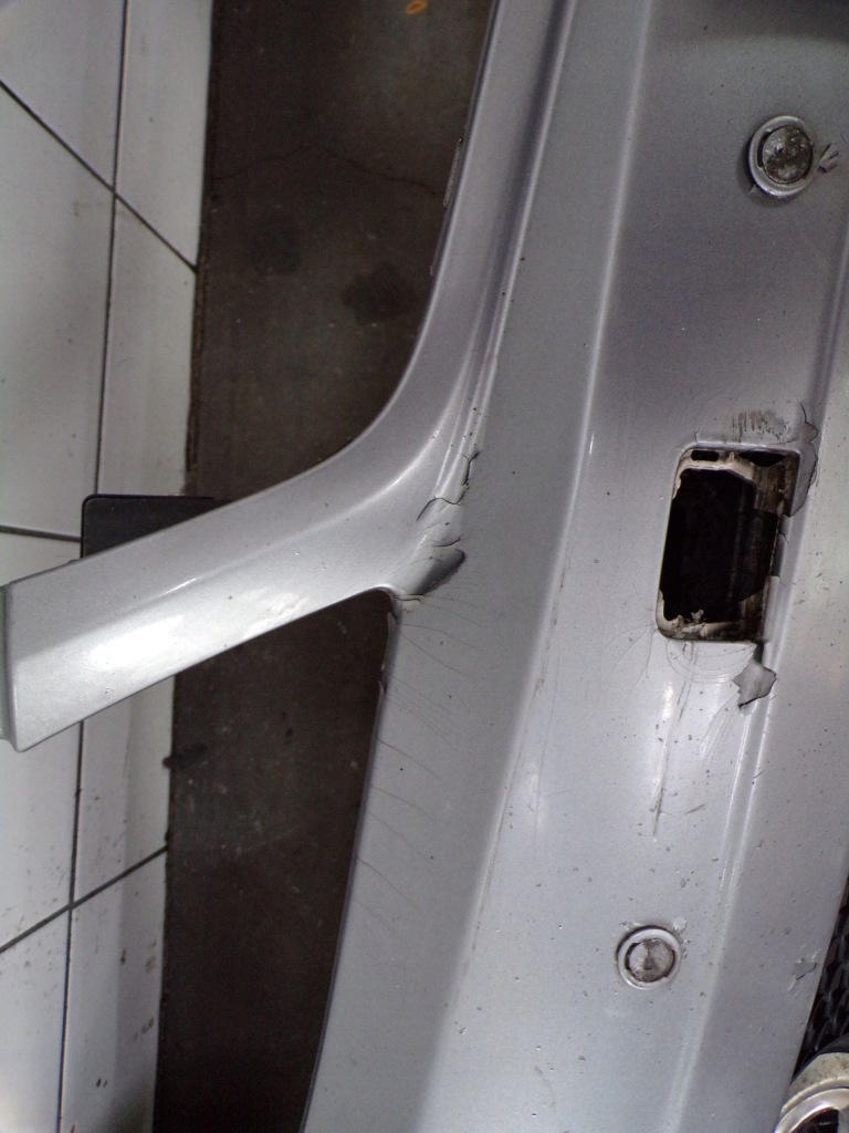 Купить Бампер перед передний mercedes w204 amg lak 755 комплектный