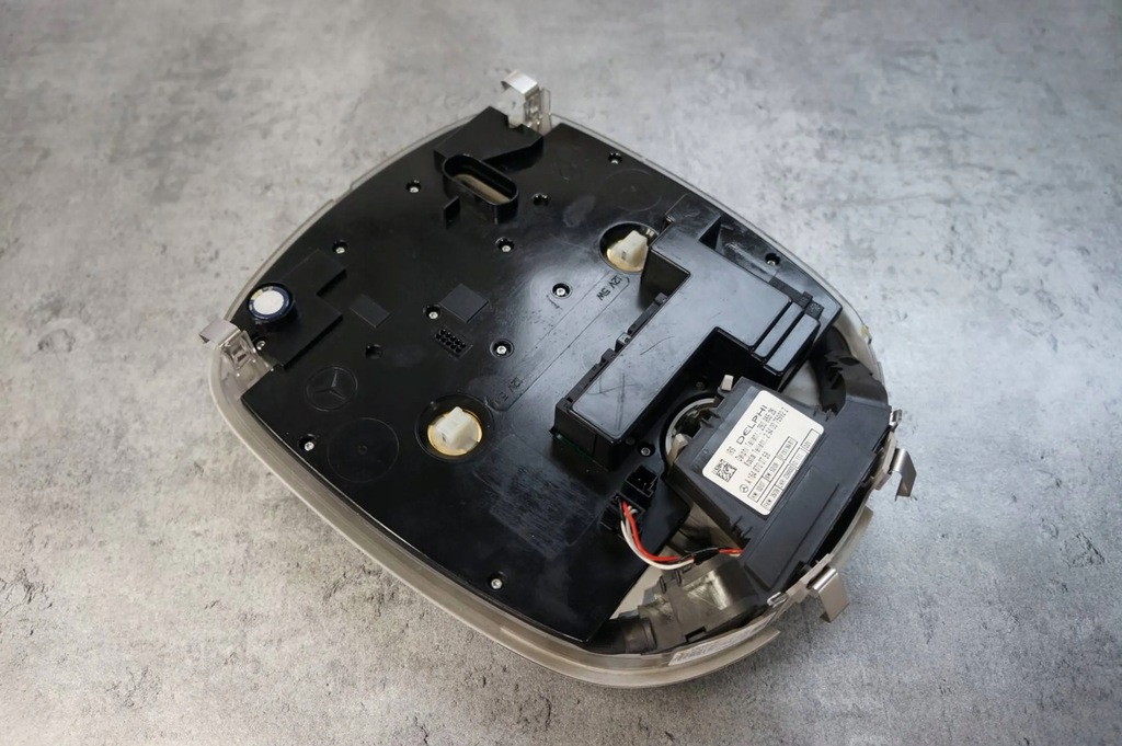 фото №7, Лампа освітлення кабіни mercedes r w251