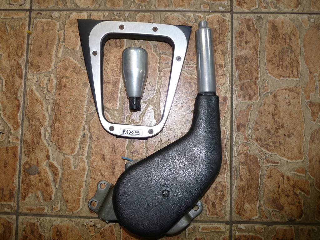 фото №1, Mazda mx5 nb рамка ручка рычаг ручного хром 98-05r