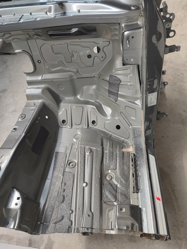 фото №11, Чверть лонжерон права передня підкрилок чашка правий перед audi q3 83a