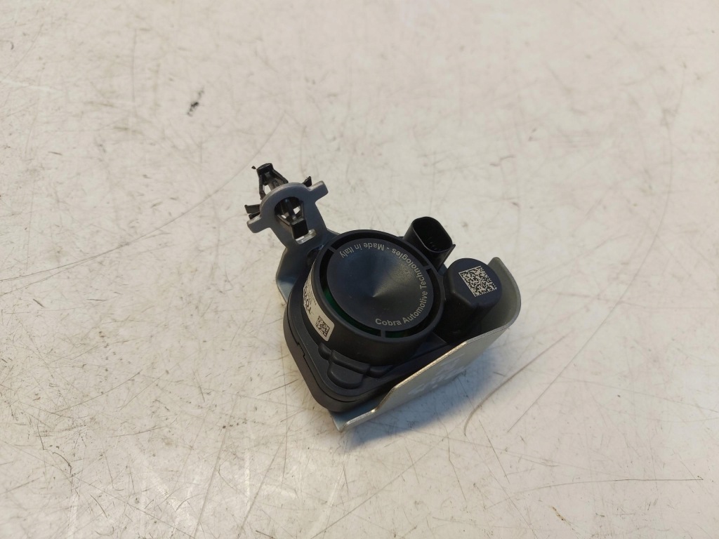 фото №1, Toyota prius iv сирена сигналізація 89040-47040