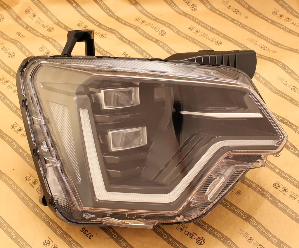 фото №1, Kia niro 2 ii 22+ лампа перед full led 92102at