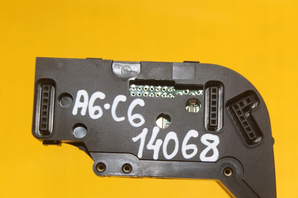 фото №8, Модуль рулевой датчик kąta поворота audi a6 c6 sedan 4f0953549a