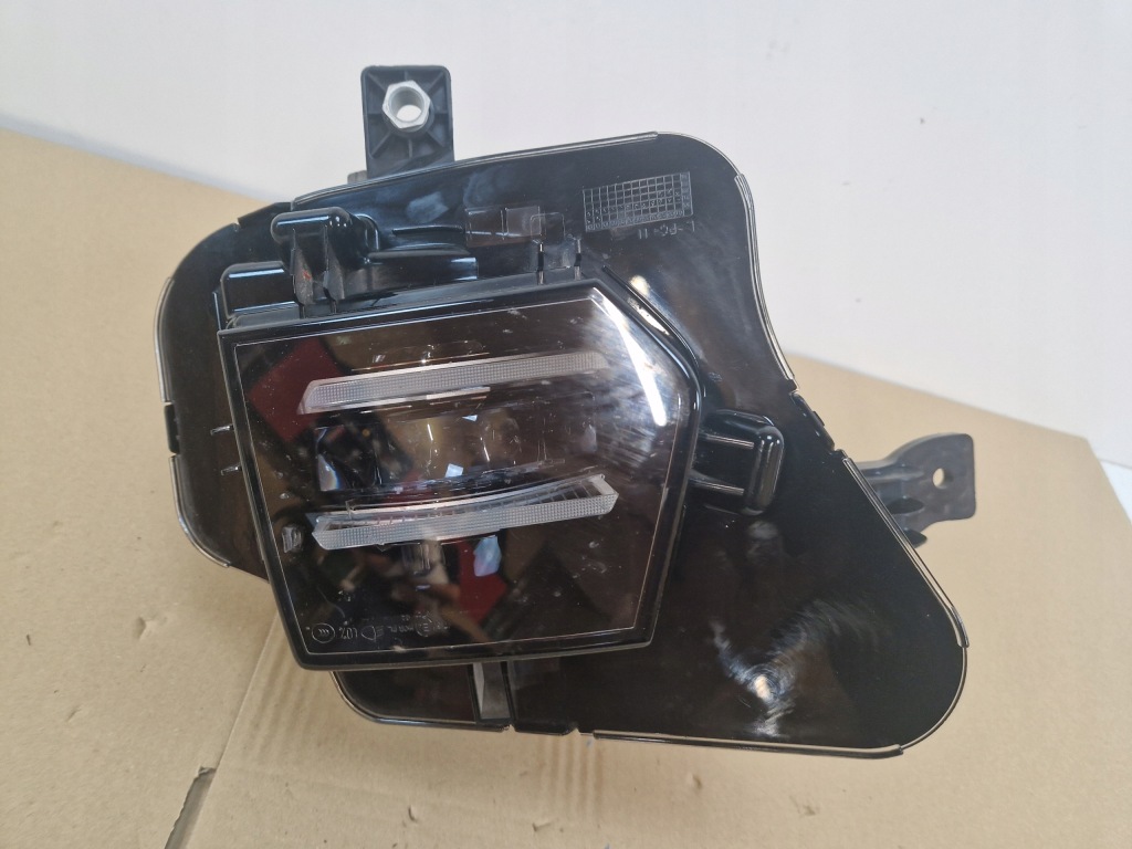 Купити Mg marvel r 21- лампа led ліва сторона оригінал