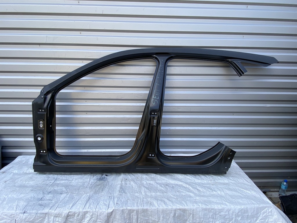 фото №1, Seat cupra formentor 5ff809605 блок двигателя порог левый