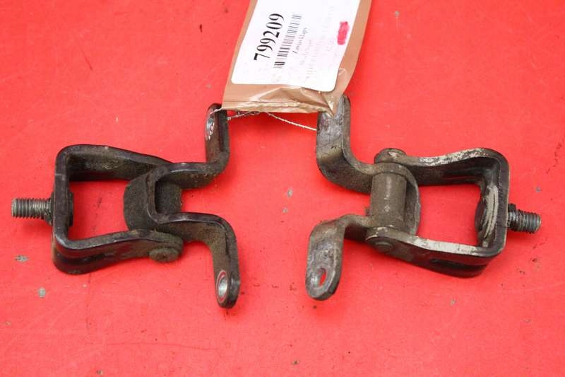 фото №1, Петля петли крышки skoda superb 2 ii kombi 08-13