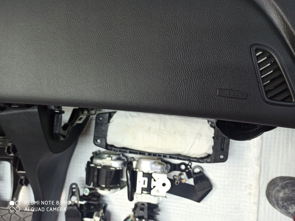 фото №6, Панель приладів консоль панель приладів mercedes c-klasa w205 подушка безпеки