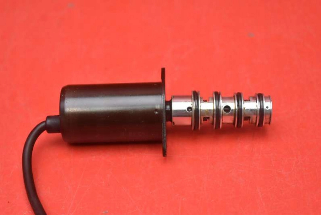 фото №5, Датчик faz розподільного валу beb 22100207 bentley continental gt 1 i 6.0 w12 560 km