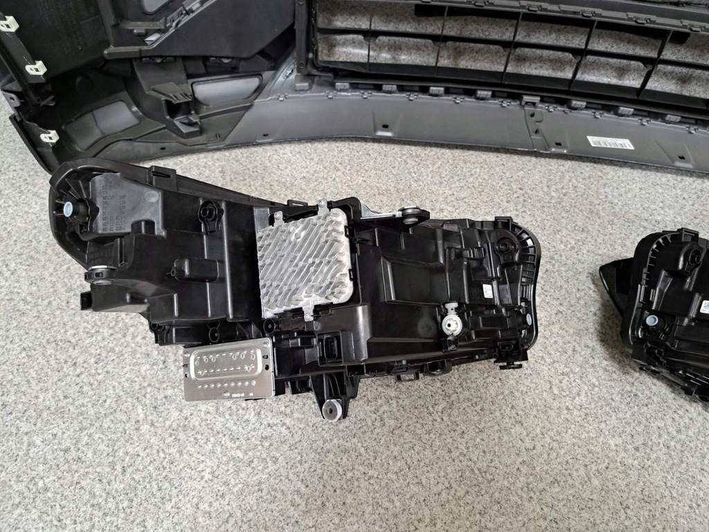 фото №8, Bmw x1 u11 лампы лампа левая правая led бампер перед x-line