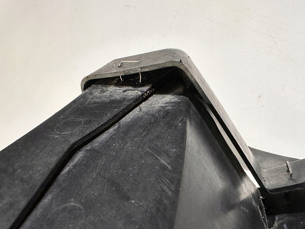 фото №8, Захист підкрилок праве передні chevrolet corvette c5