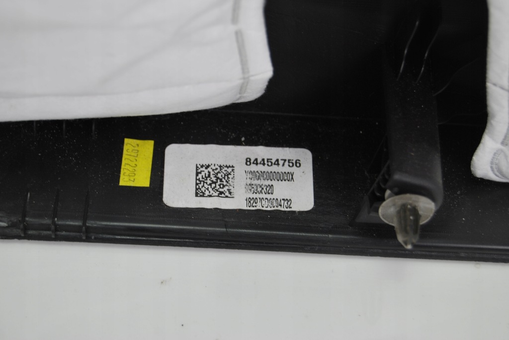 фото №9, Обшивка двері правий оббивка chevrolet camaro 16+