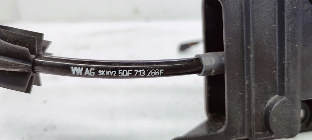 фото №9, Выборщик домкрат автоматическая коробка передач audi q3 f3 5qh713023l