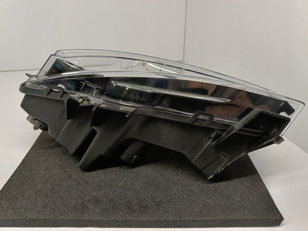 Купити Tesla model y my 20-протитуманна фара drl правий фара протитуманна led 1507933-00-c