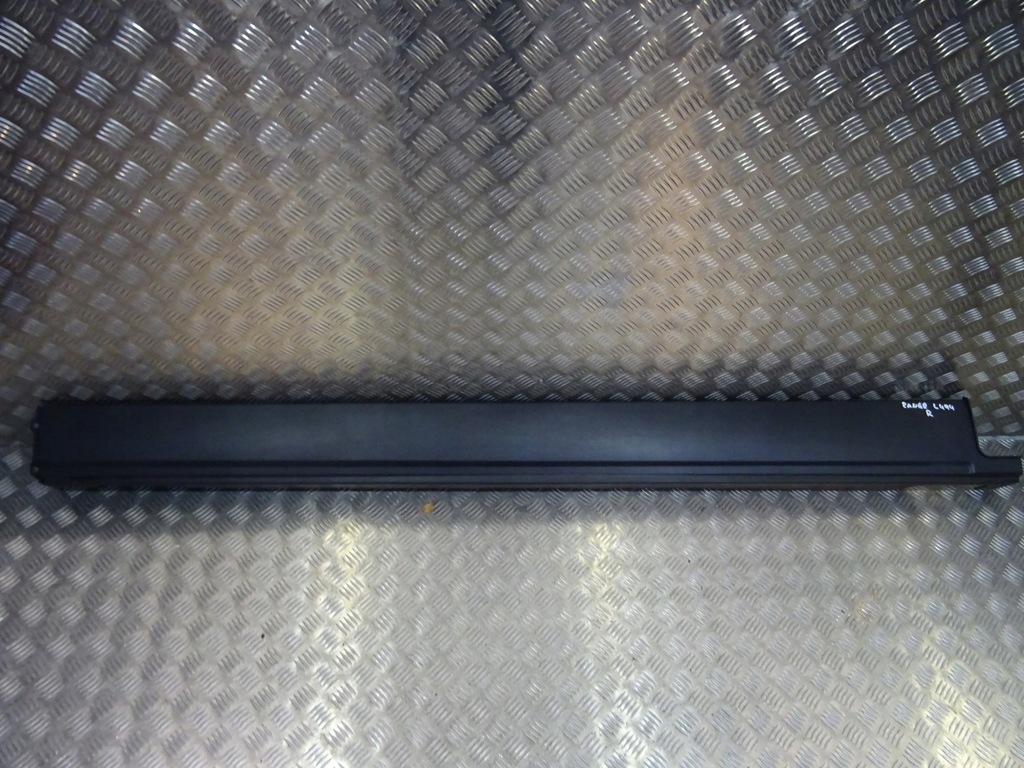 фото №1, Молдинг порог правая range rover sport l494 lift