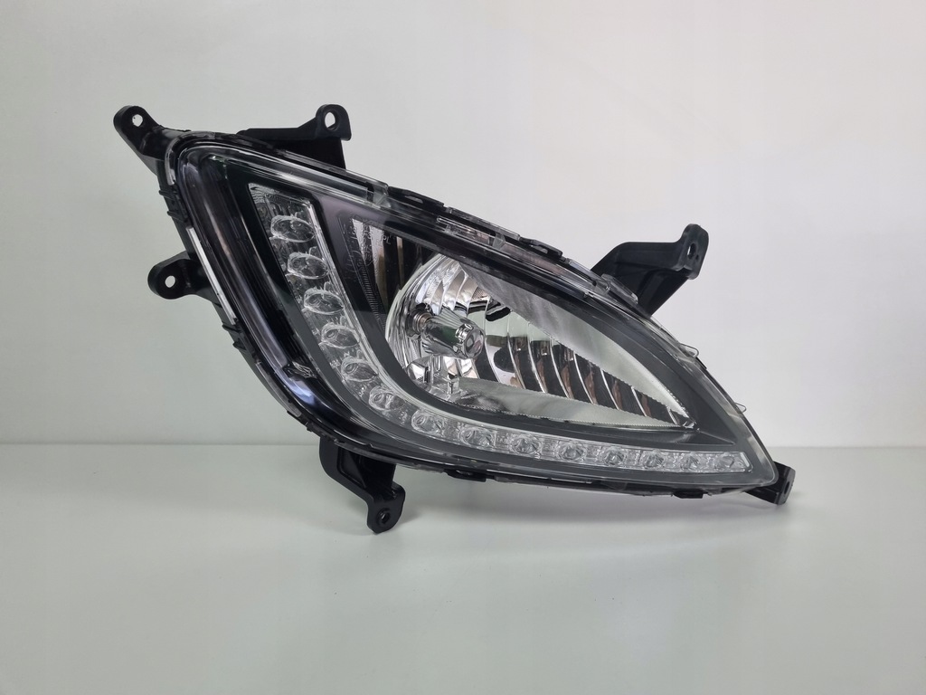фото №1, Hyundai i20 lift противотуманная фара led drl правый 92202-1j510