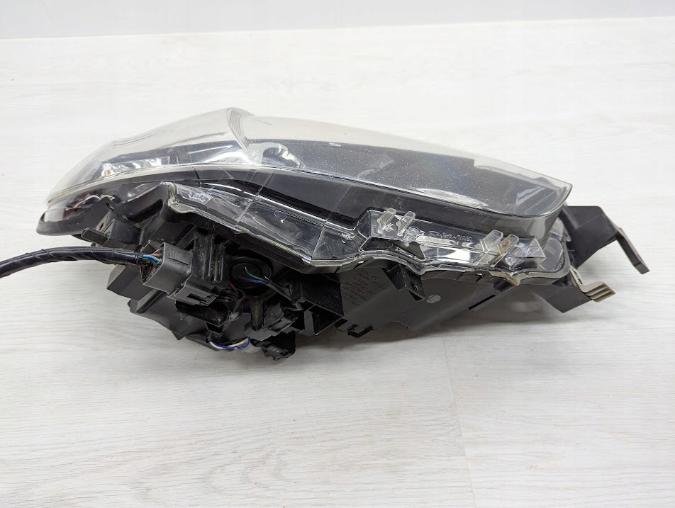 фото №7, Лампа передняя правая mazda 6 ghr4-51030