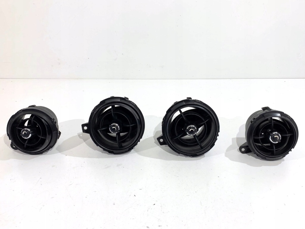 фото №1, Решётка обдув перед mini countryman r60 9813167 crossover 10-16