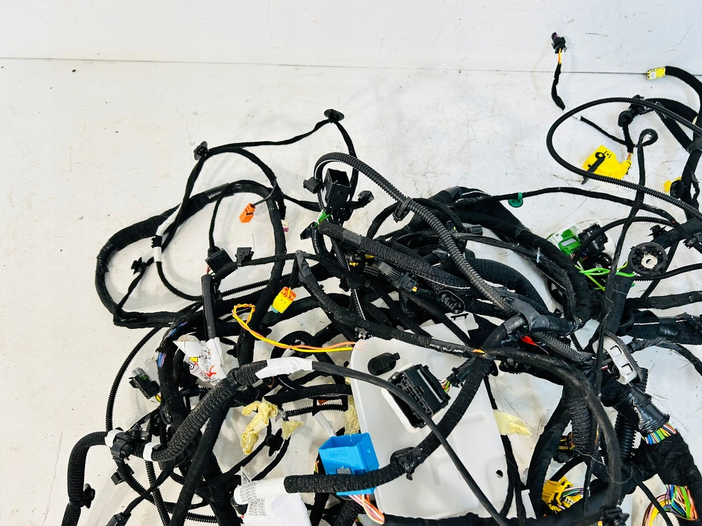 фото №9, Proace city 1.2t бензин автоматическая коробка передач жгут электропроводка салона транспортного средства