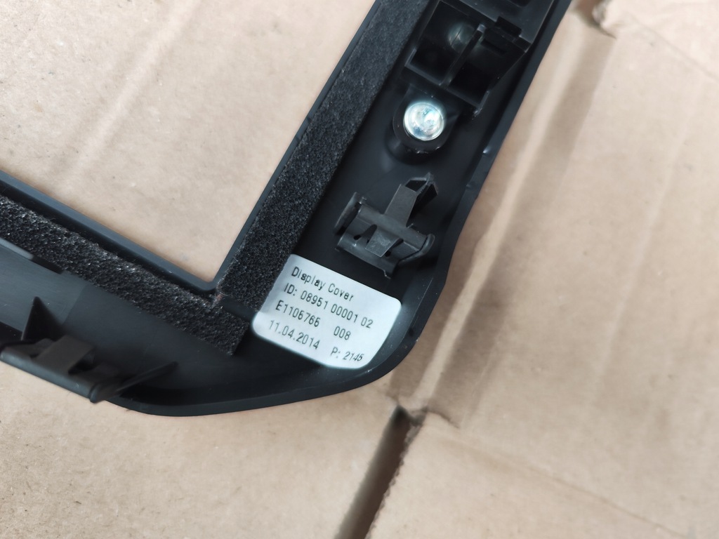 фото №6, Рамка радіо навігації панель maserati ghibli 2015