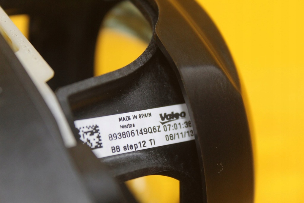 фото №7, Лінза лампи правий перед ксенон audi q7 4l lift 4l0941004ag