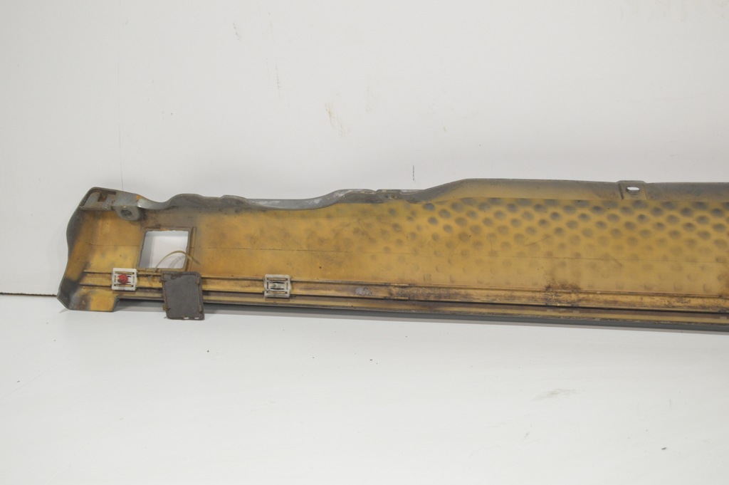 фото №10, Порог накладка порог правая mercedes w126 версия короткий lift