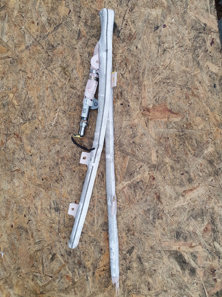 фото №1, Шторка безопасности air bag левая vw scirocco 1k8880741a