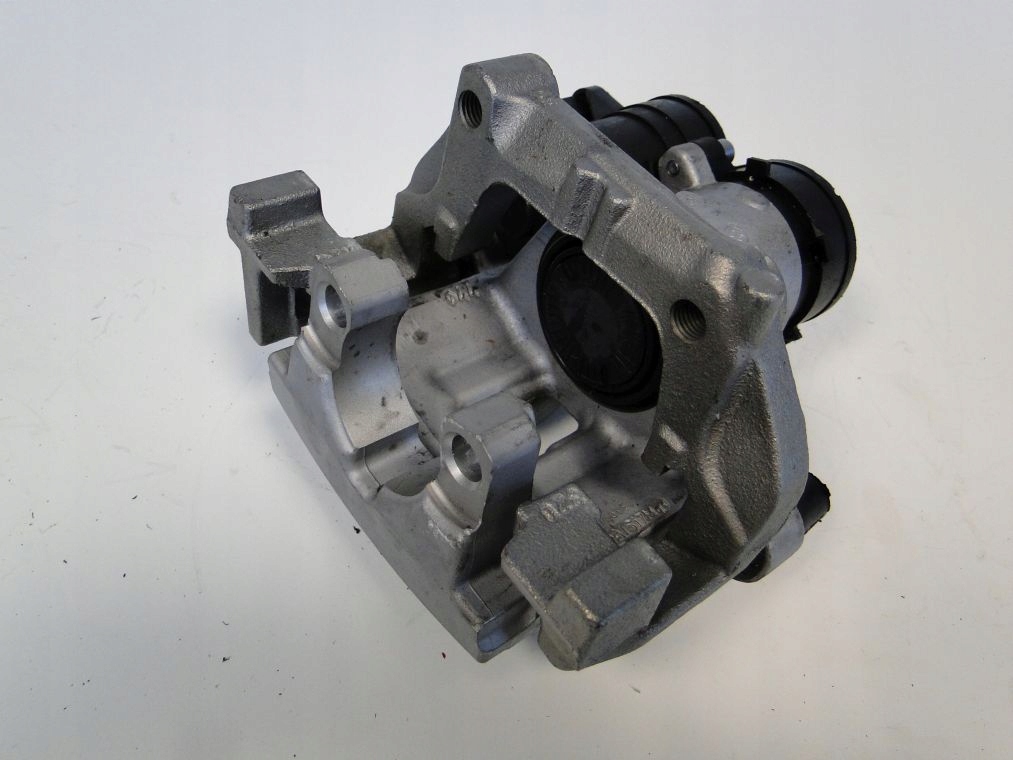 фото №6, Mercedes glc x253 суппорт 320x24 a2534231298