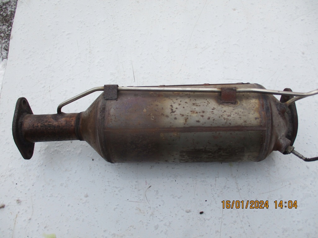 фото №1, Volvo v50 2.0d 2007r -фильтр dpf bm11006h