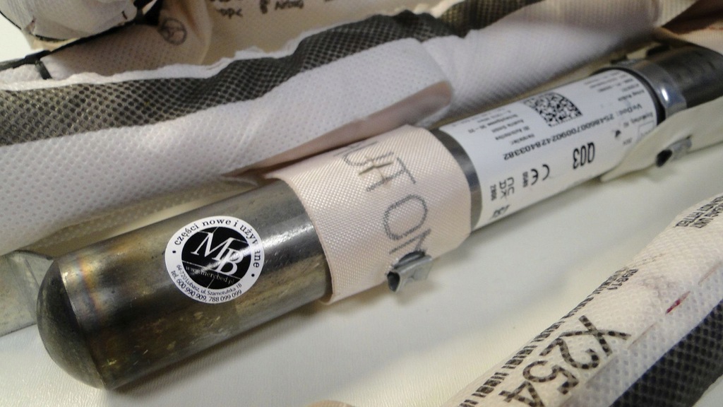 фото №8, Mercedes glc 254 x254 шторка безопасности воздушная левая подушка безопасности a2548600700 suv