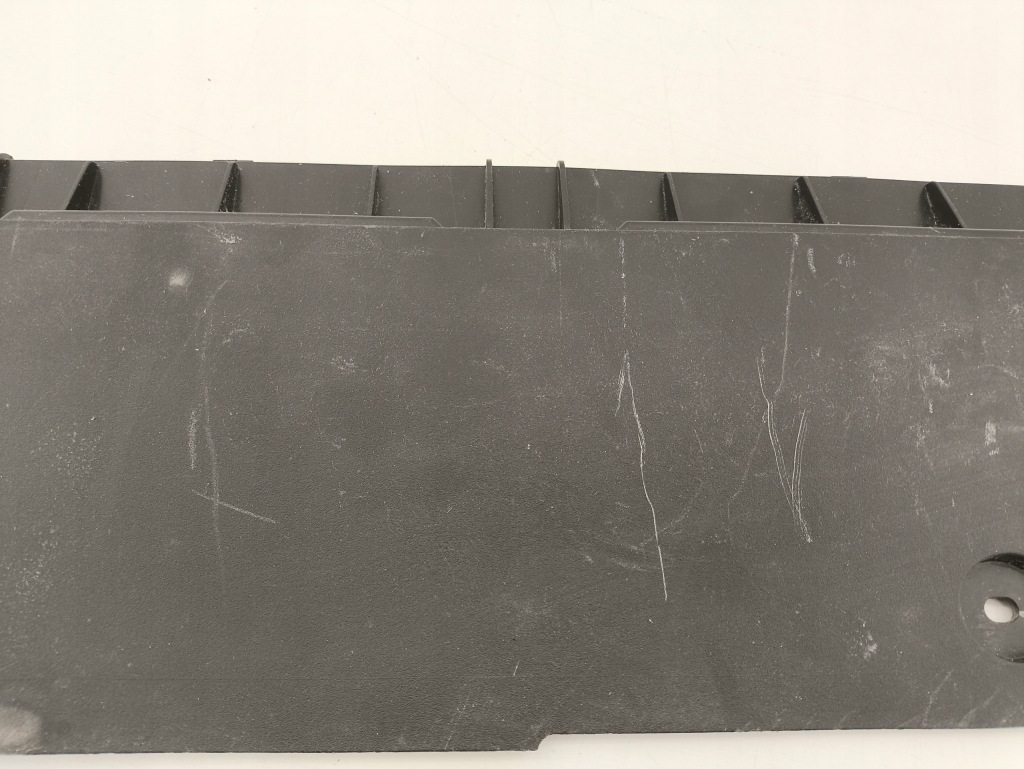 Молдинг поріг накладка ліва нижня tesla y 19- Оригінал