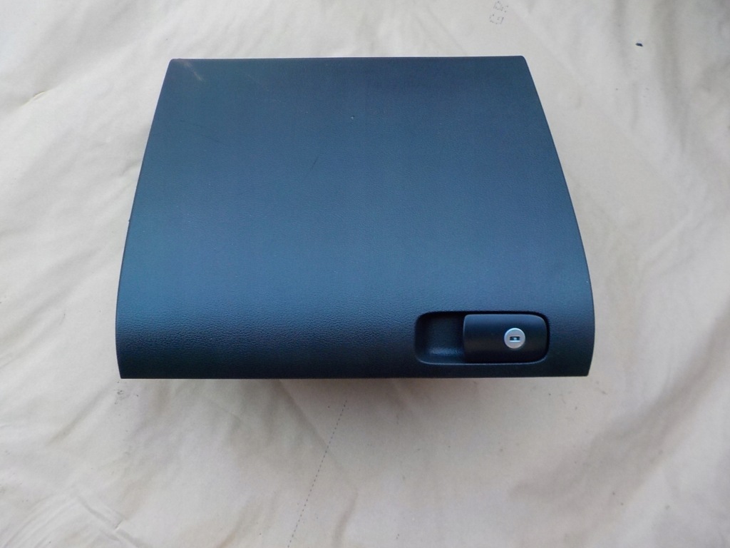 фото №1, Бардачок пасажира vw golf v plus lift europa