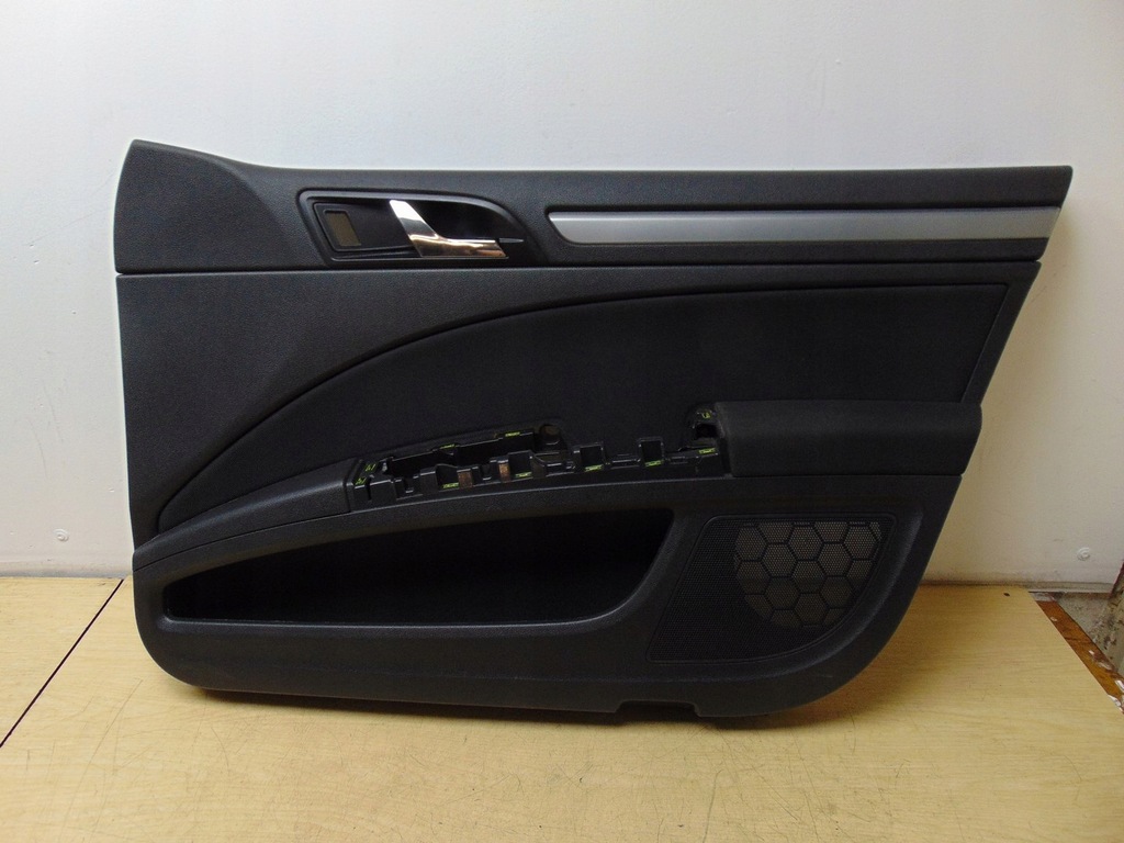 фото №7, Оббивка обшивка двері правий перед skoda superb ii