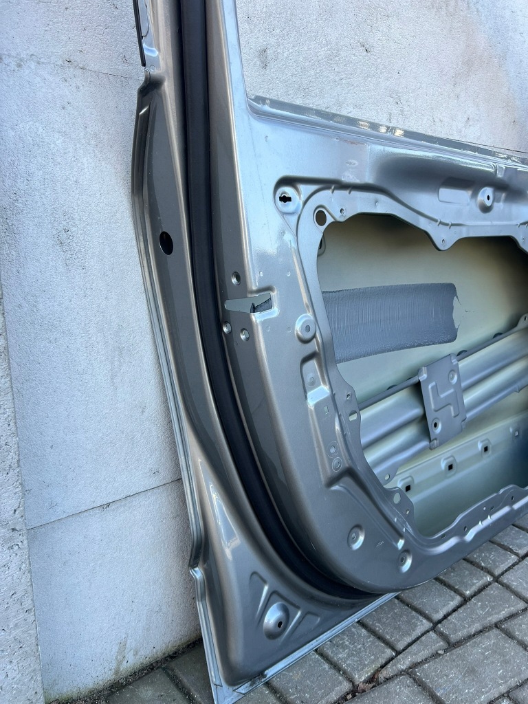 Дверь kia niro 2 2 2022 2023 2024 2025 передние левое перед левое Оригинал