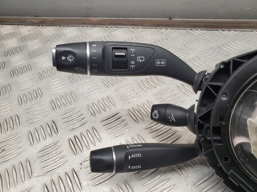 фото №7, Mercedes-benz gl x166 панели управление, переключатели с подогревом руль