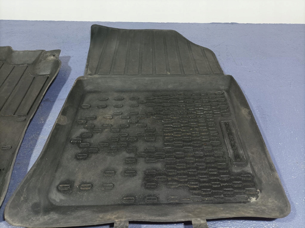 фото №7, Renault express van коврики резиновые 2 szt 749029672r