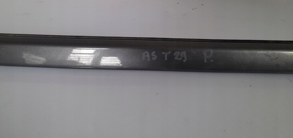 Toyota avensis t27 рестайлінг  / t29 універсал накладки дахові рейлінги комплект !!! в Україні