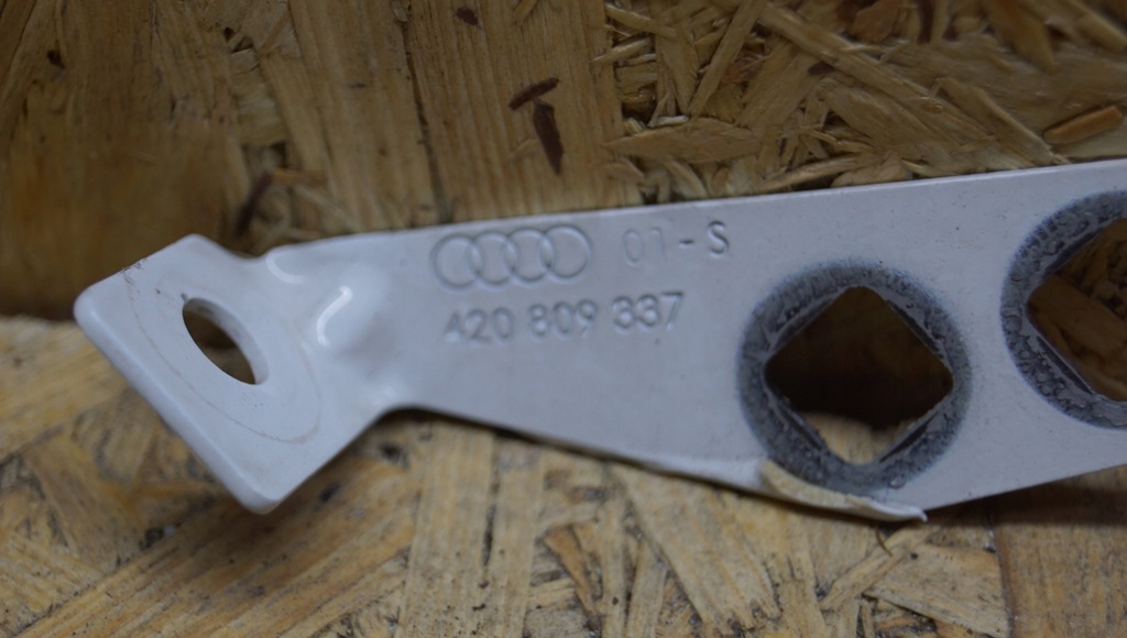 фото №5, Кронштейн audi r8 420 809 337