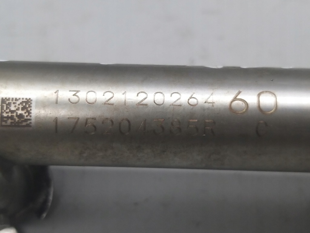 Молдинг впрыскная 1.2 tce h5fa400 renault scenic megane juke 175204385r Доставка