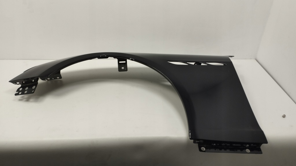 Крыло  левое  перед maserati ghibli 3 14-18r в Украине