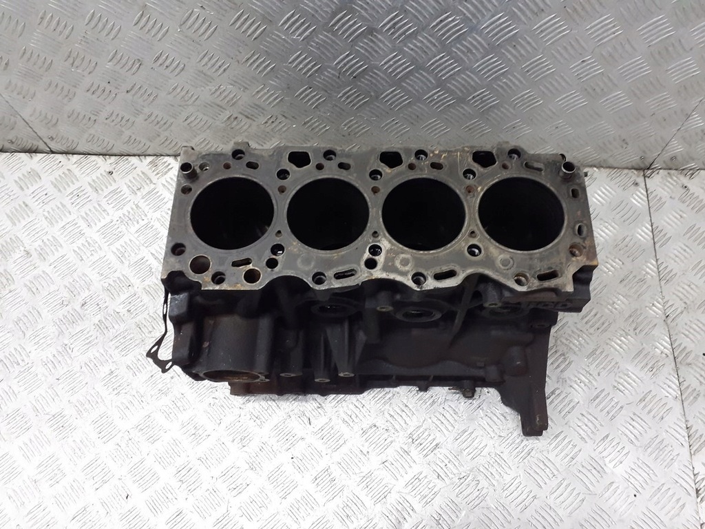 фото №7, Блок двигателя toyota corolla e12 2.0 d4d 1cd-ftv