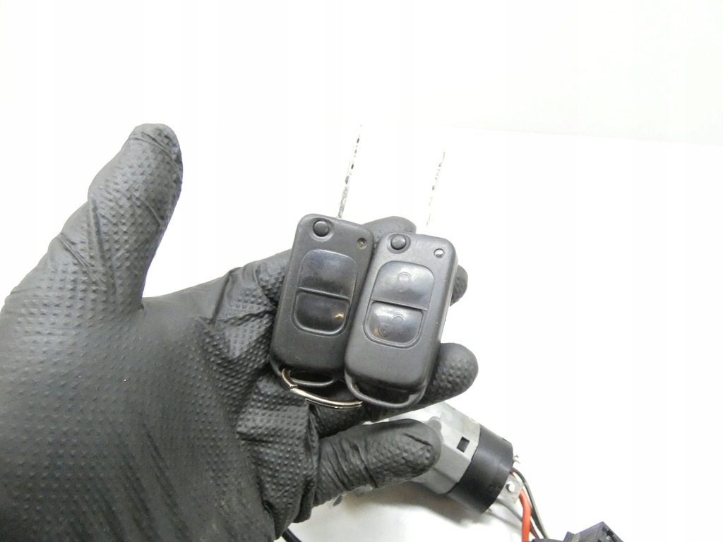 фото №12, Замок запалювання ключ 2x mercedes vito w638 96-03 a0004464889 складний ключ