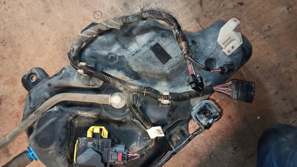 фото №10, Бак adblue 2.0 tdci transit custom 16-20