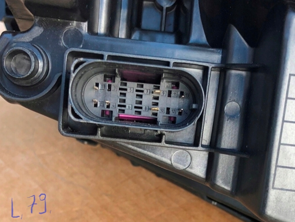 фото №13, Лампа комплектна ліва full led high performance do mercedes c w205 europa