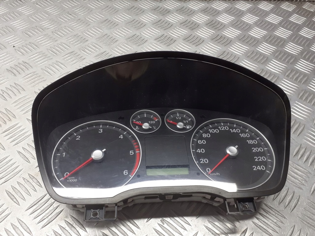 фото №1, Счетчик приборы ford focus 3m5f-10841