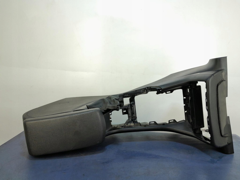 фото №6, Citroen c5 iii sedan подлокотник туннель средний