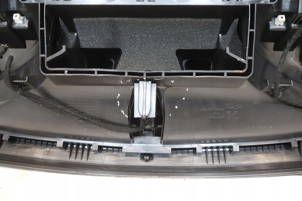 фото №11, Приборная панель приборная peugeot 3008 ii