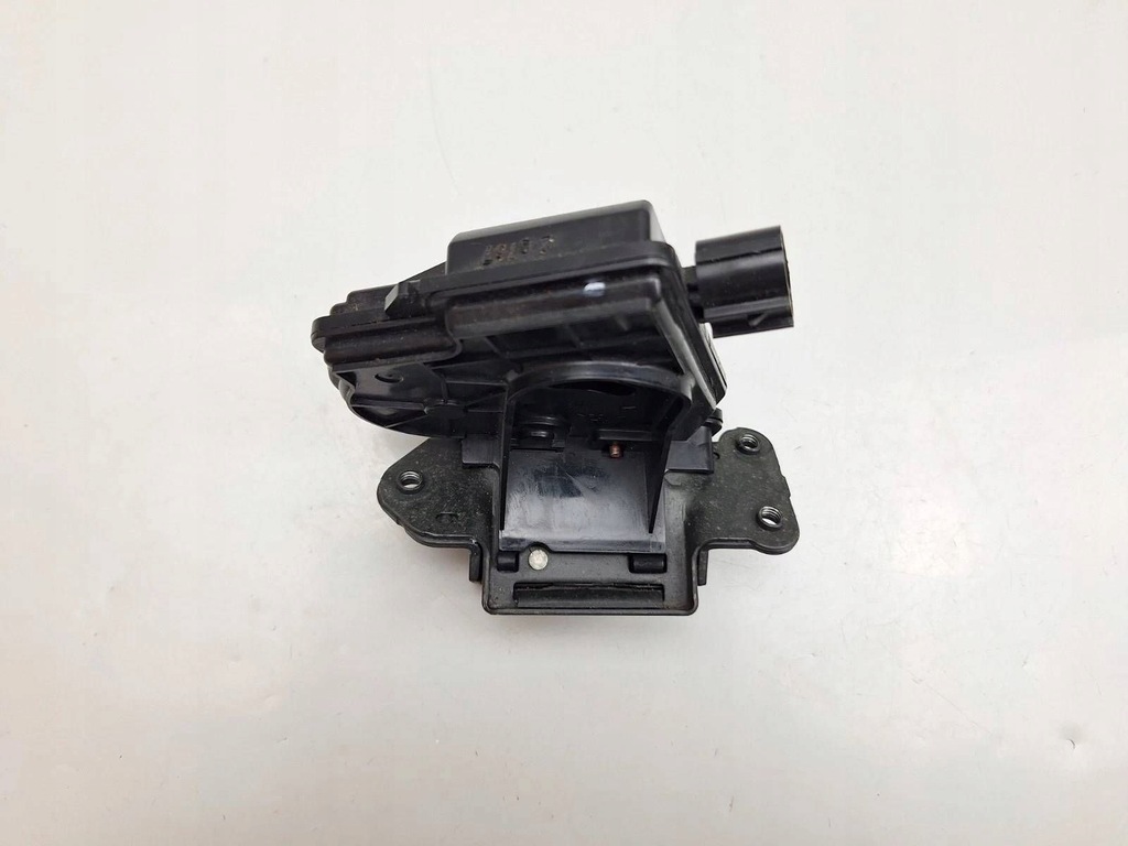 фото №6, Замок крышки pickup toyota auris 150 6935002080