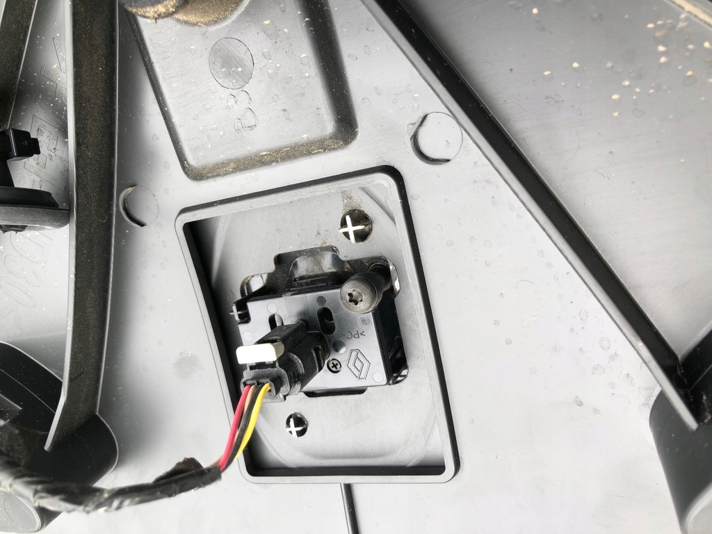 фото №9, Renault talisman sedan кришка багажника накладка камера tecnm