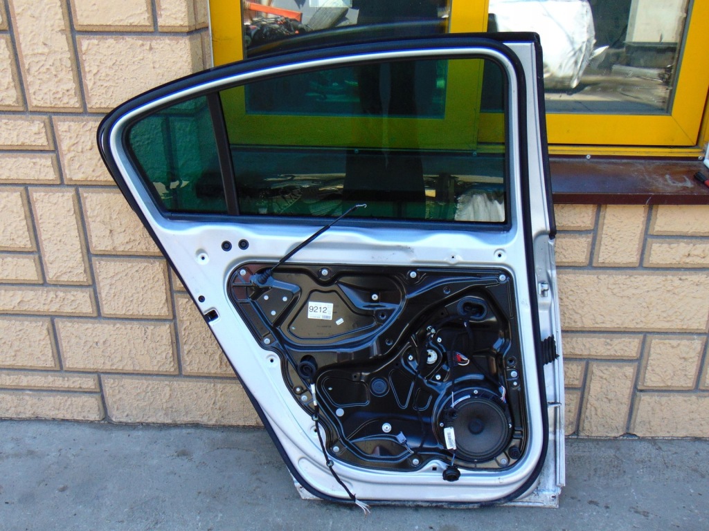 фото №6, Дверь левая задняя задние vw passat b7 la7w sedan