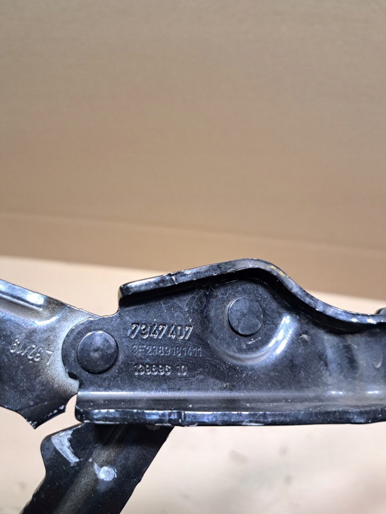 фото №11, Петля капот лівий правий bmw e90 e91 139896 139886